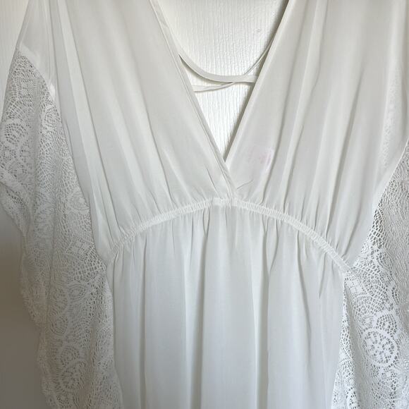 Xhiliration Cover up in cream size Large - Picture 2 of 4